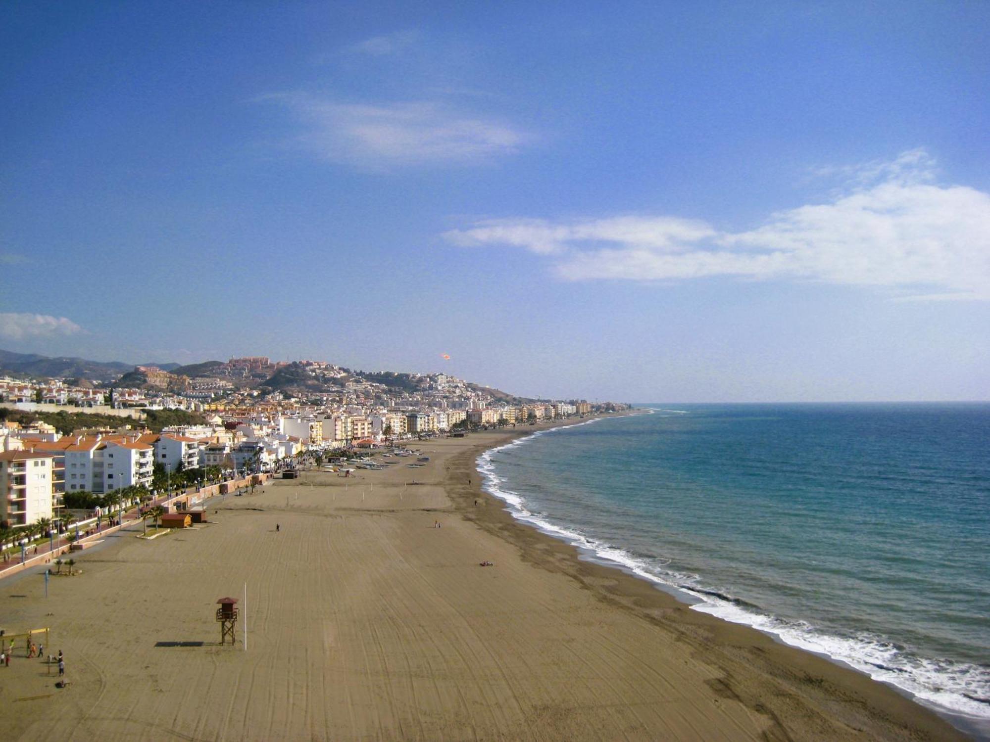 Atico Con Solarium A Metros Del Mar En Malaga Apartment Rincón de la Victoria Exterior photo